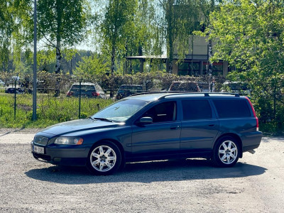 Volvo V70 2.4 D5 AWD