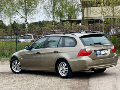 BMW  320d