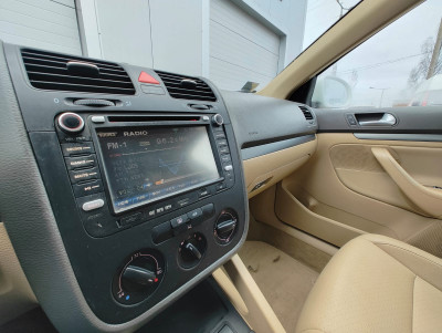 VW Jetta 2.5 benzīns/gāze 