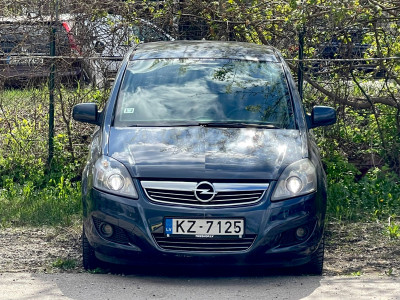 Opel Zafira 1.9 dīzelis.