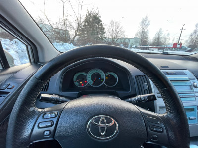 Toyota Corolla Verso 2.2 dīzelis