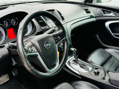 Opel Insignia 2.0D