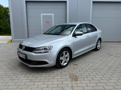 VW Jetta 1.4 benzīns