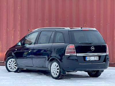 Opel Zafira 1.9 dīzelis.