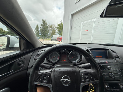 Opel Insignia 2.0dci