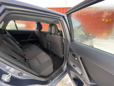 Toyota Avensis 2.0 dīzelis