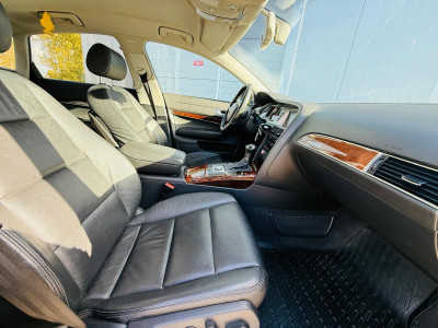 Audi A6 Quattro, 3.2 benzīns.