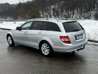 Mercedes-Benz  C220CDI