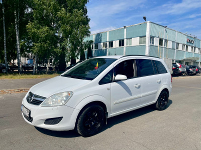 Opel Zafira 1.9 dīzelis.