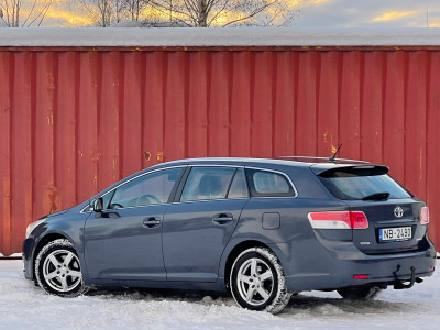 Toyota Avensis 2.0 dīzelis