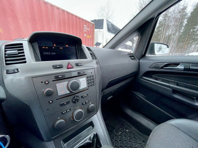 Opel Zafira 1.9 dīzelis