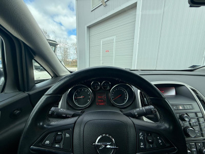 Opel Astra 1.4 benzīns