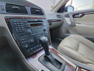 Volvo S60 2.4 benzīns