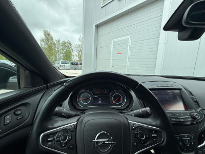 Opel Insignia 2.0dci