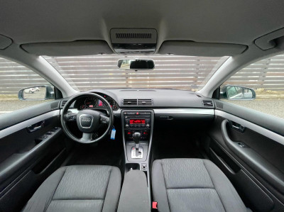 Audi A4 1.8 benzīns