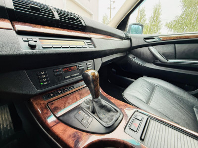 BMW X5 3.0 benzīns