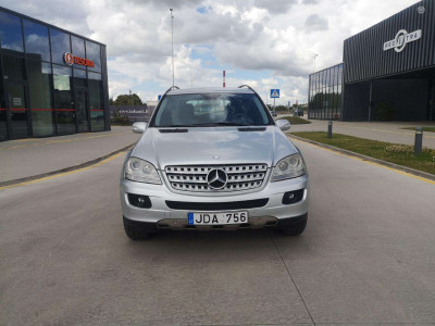 Mercedes-Benz ML280