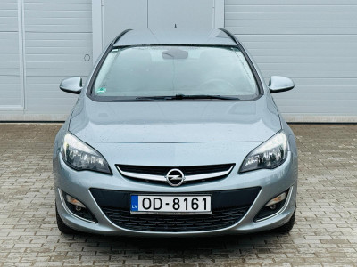 Opel Astra 2.0  dīzelis.