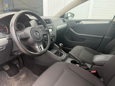 VW Jetta 1.4 benzīns