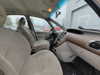 Citroen C4 Picasso, 1.6 benzīns/gāze.