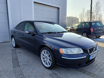 Volvo S60 2.4 benzīns