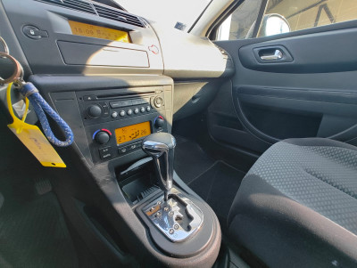 Citroen C4, 2.0 benzīns