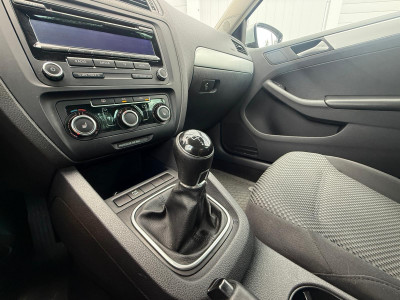 VW Jetta 1.4 benzīns