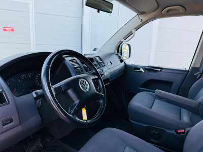 VW Caravelle 2.5TDI