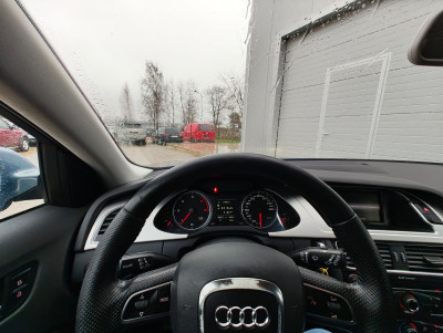 AUDI A4 2.0 TDI