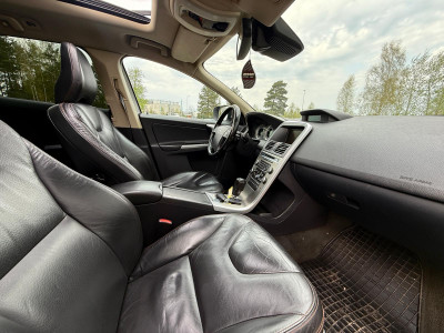 Volvo XC60 AWD 2.4 D5