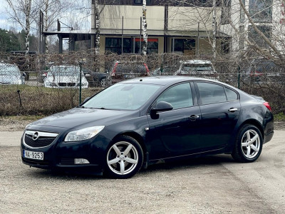 Opel Insignia 2.0 dīzelis.