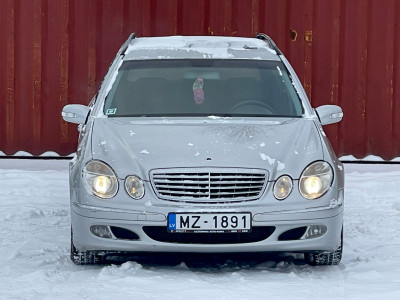 Mercedes Benz E270