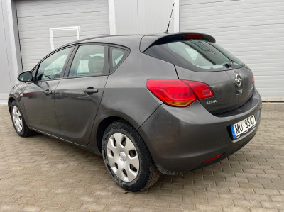 Opel Astra 1.7d