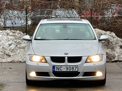 BMW  320d